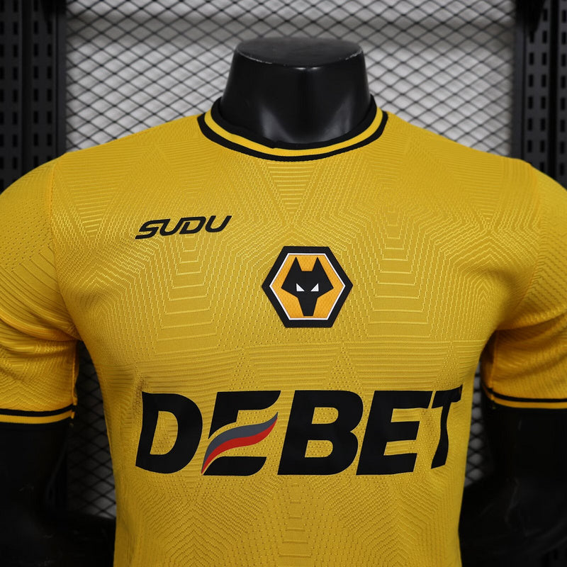 Wolverhampton Home 24/25 Player