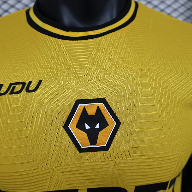 Wolverhampton Home 24/25 Player